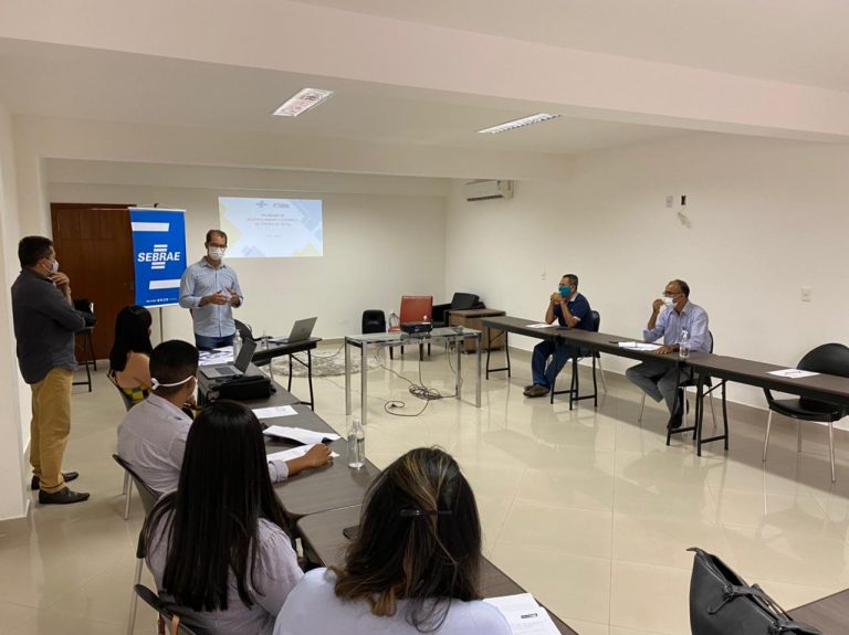 Encontro entre Prefeitura e Sebrae discute planejamento para desenvolvimento econômico de Teixeira de Freitas