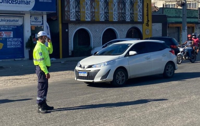 Maio Amarelo: Blitz educativa e palestras reforçam conscientização sobre trânsito mais seguro