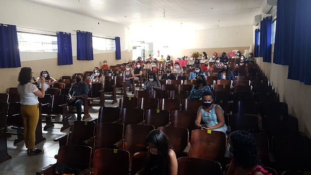 Reunião dos profissionais da Educação debate a aplicação da Prova do SAEB