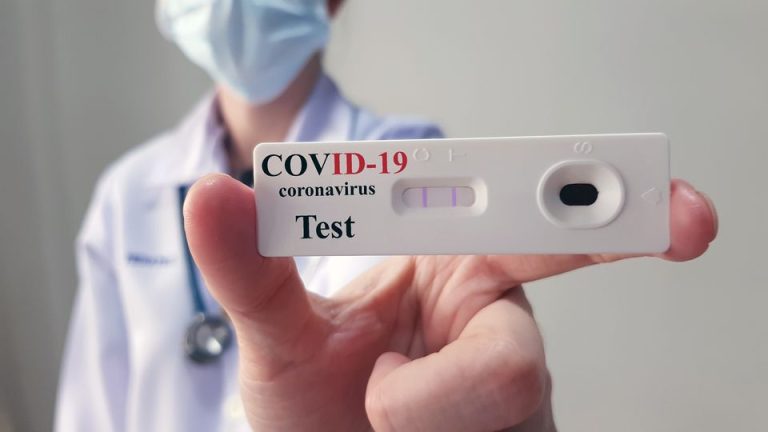 Testagem para covid-19 aberta para toda população de Teixeira de Freitas; Confira o calendário semanal