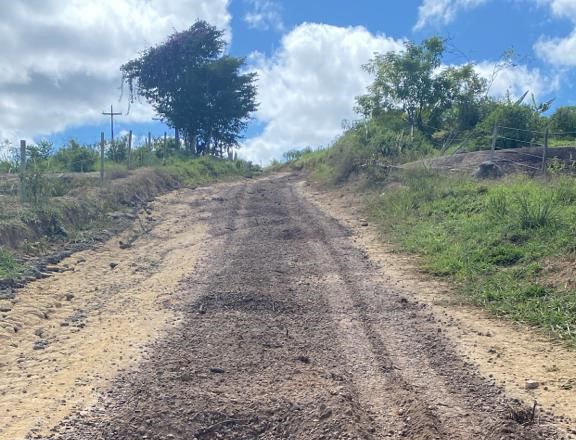 Prefeitura inicia recuperação de estradas na zona rural