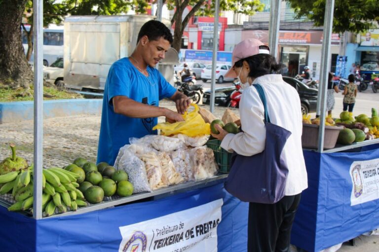 Edição especial da Feira da Agricultura Familiar ocorre nesta sexta (28)