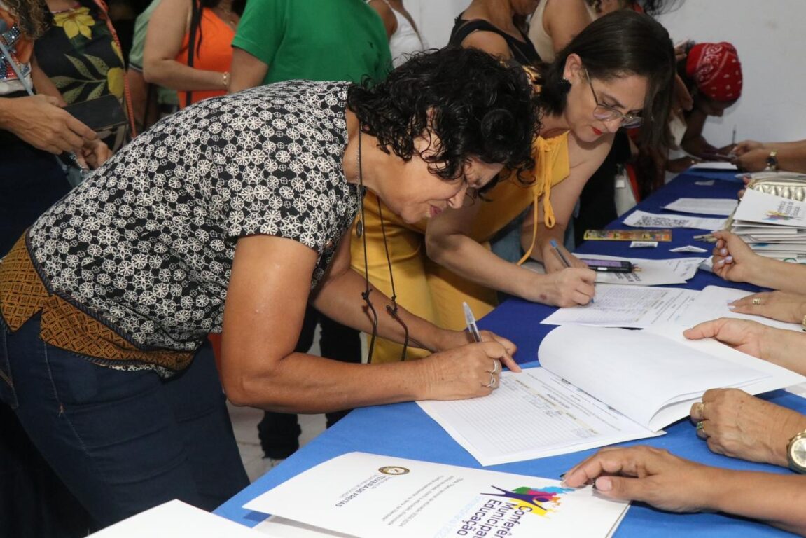 Conferência Municipal de Educação de 2023 discute os rumos da educação em Teixeira de Freitas 16 WhatsApp Image 2023 10 11 at 17.21.41 1