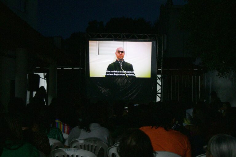 Cine Cultura: confira como foi a exibição do documentário ‘Stimados Autistas’ na Casa da Cultura