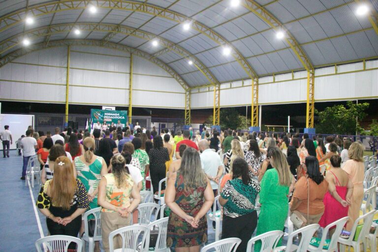 Confira como foi a abertura da Jornada Pedagógica de 2024 em Teixeira de Freitas