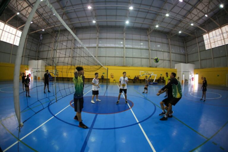 Esporte Educacional: confira dias e horários para cadastramento e recadastramento dos alunos de voleibol
