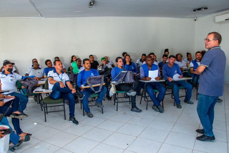 Prefeitura realizou treinamento de agentes de saúde para uso de novo larvicida