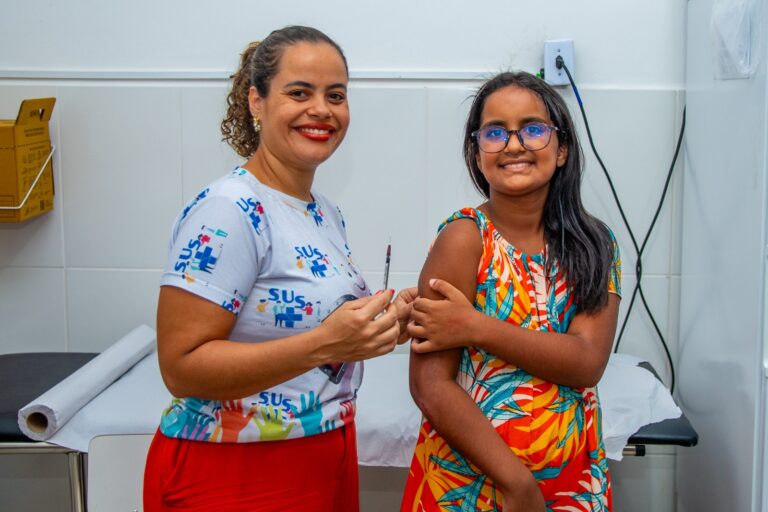 Vacina contra a dengue está disponível na rede pública de Teixeira de Freitas; saiba onde encontrar