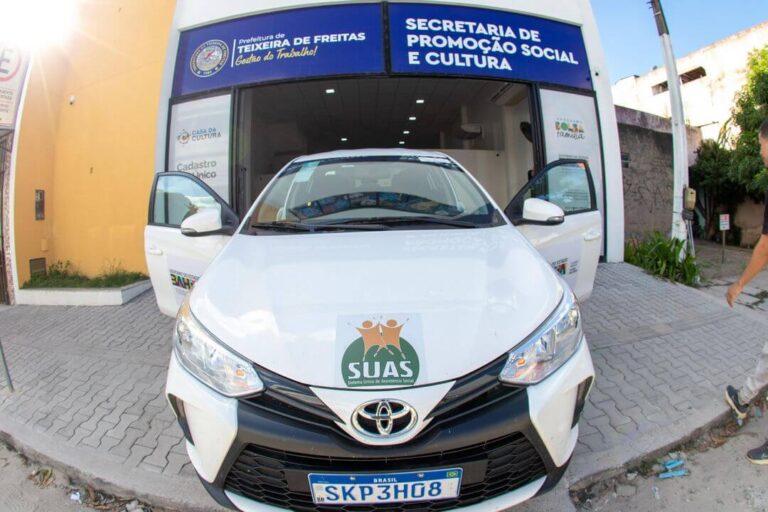 Prefeitura realizou entrega de veículo para fortalecimento das políticas de assistência social em Teixeira de Freitas; saiba mais