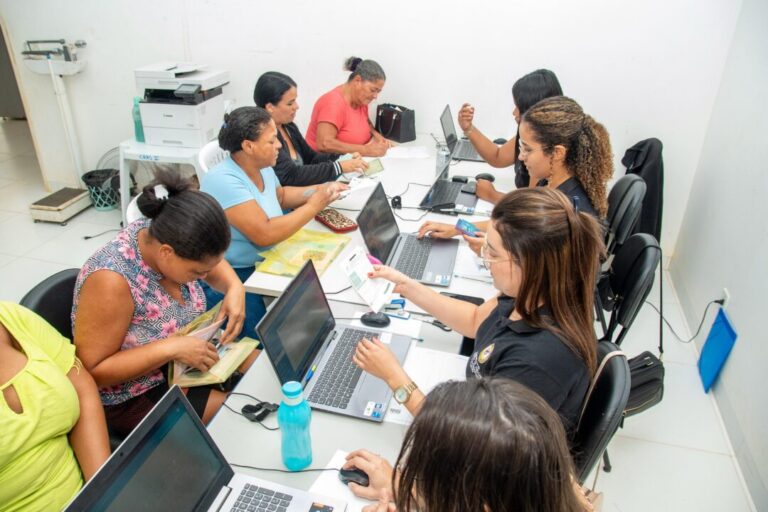 Projeto ‘CRAS Mais Perto de Você’ levou serviços essenciais da Prefeitura ao bairro Caminho do Mar