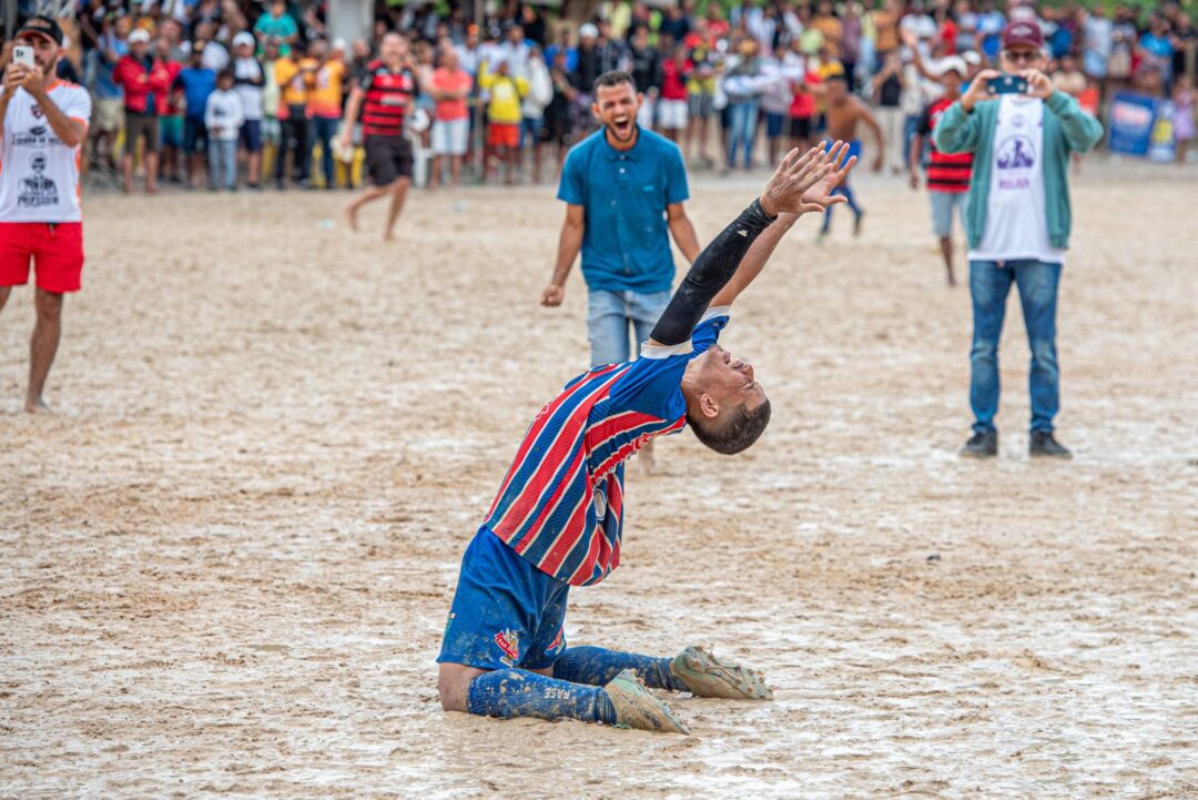 Prefeitura de Teixeira de Freitas celebrou o 1º de Maio com esporte, geração de renda e cidadania; confira