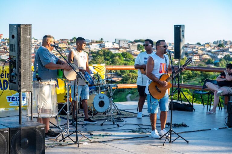 Tardezinha na Biquinha encerra com chave de ouro a programação dos “40 Anos em 40 Dias”