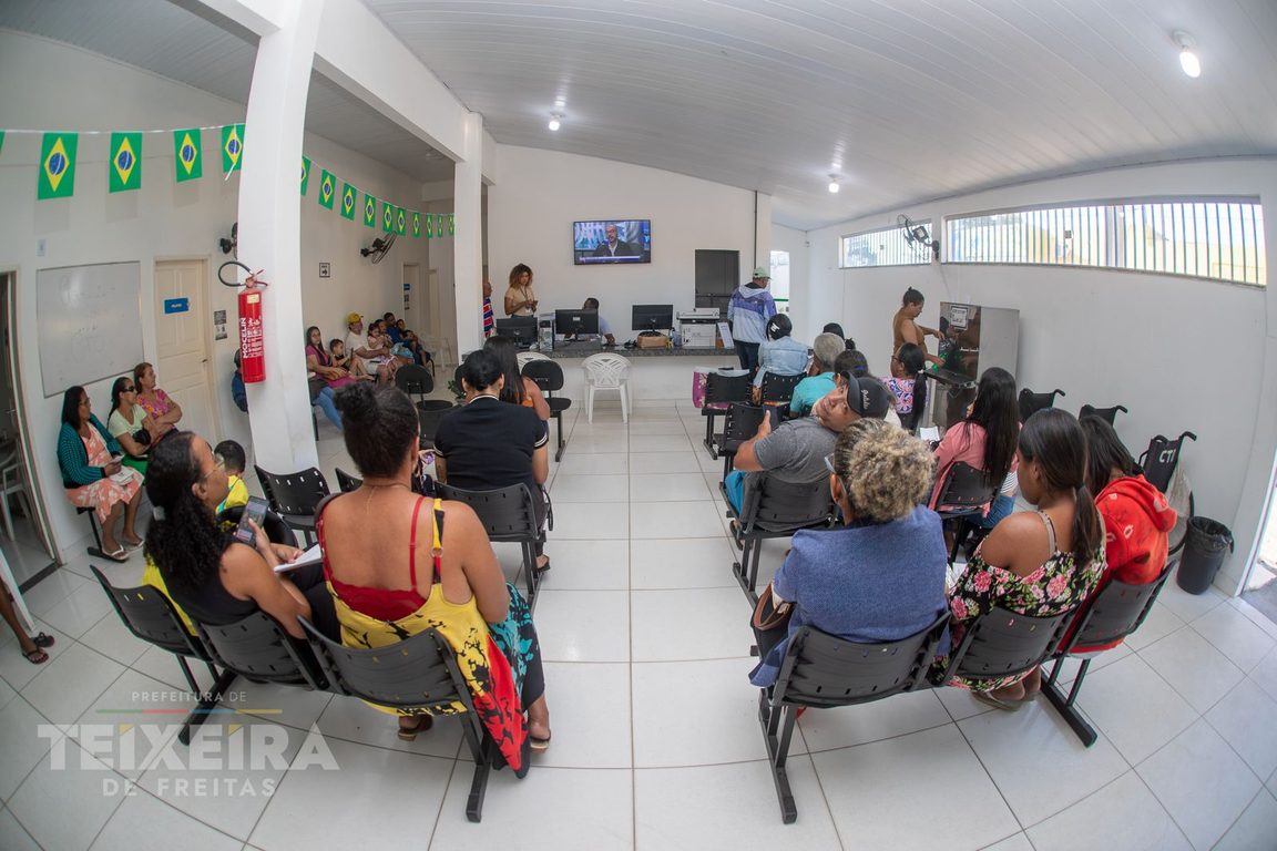 Equipe técnica durante o mutirão