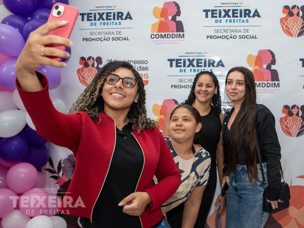 Participantes durante palestra