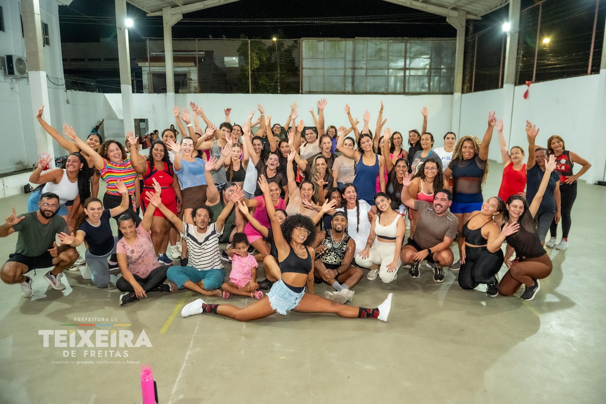 Dança na Praça reúne mais de 65 pessoas na primeira edição em Teixeira de Freitas